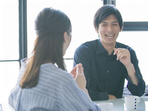 よく 話しかけ て くる 男性 職場